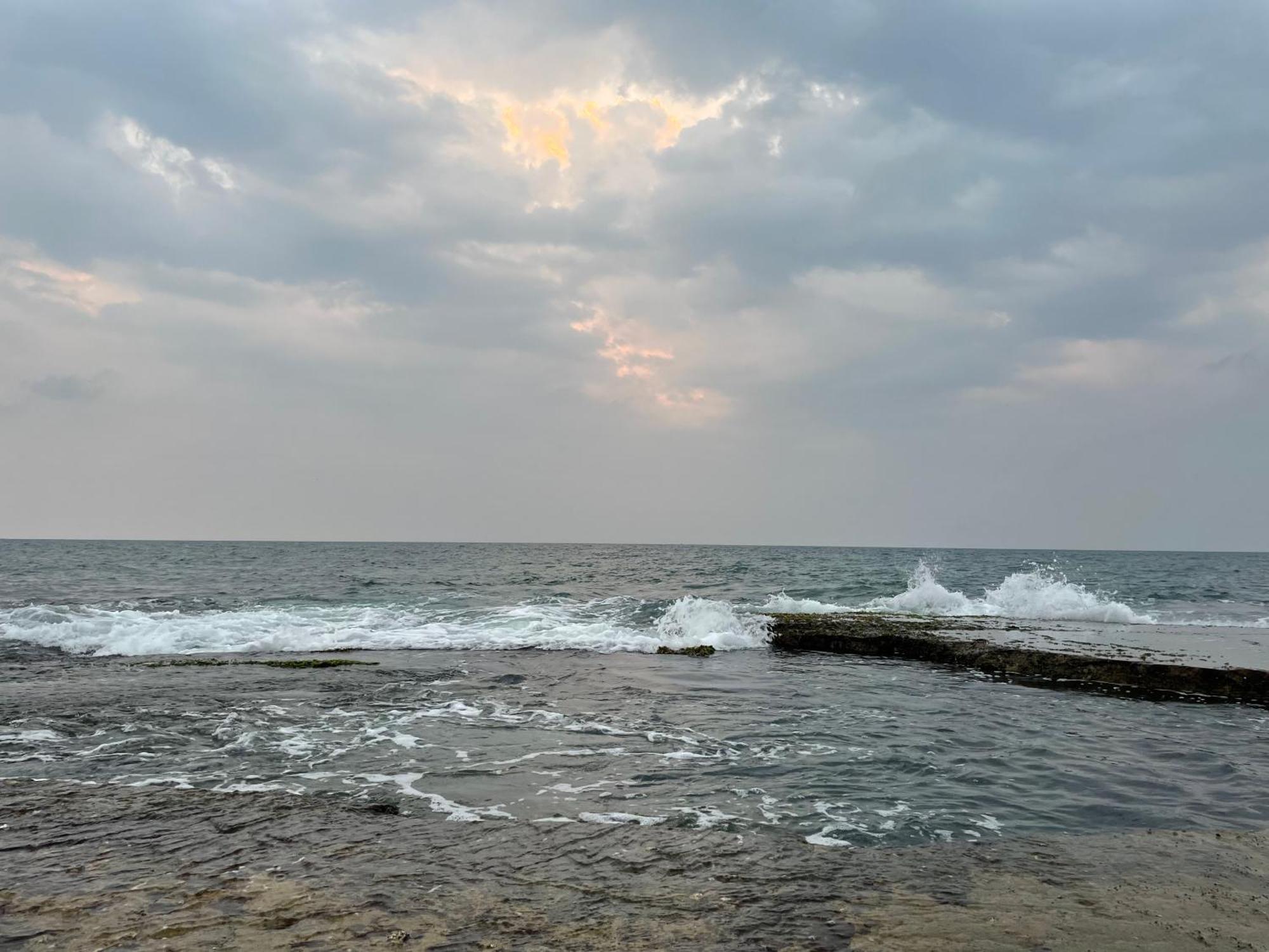 Negombo Morawala Beach Villa Exterior foto